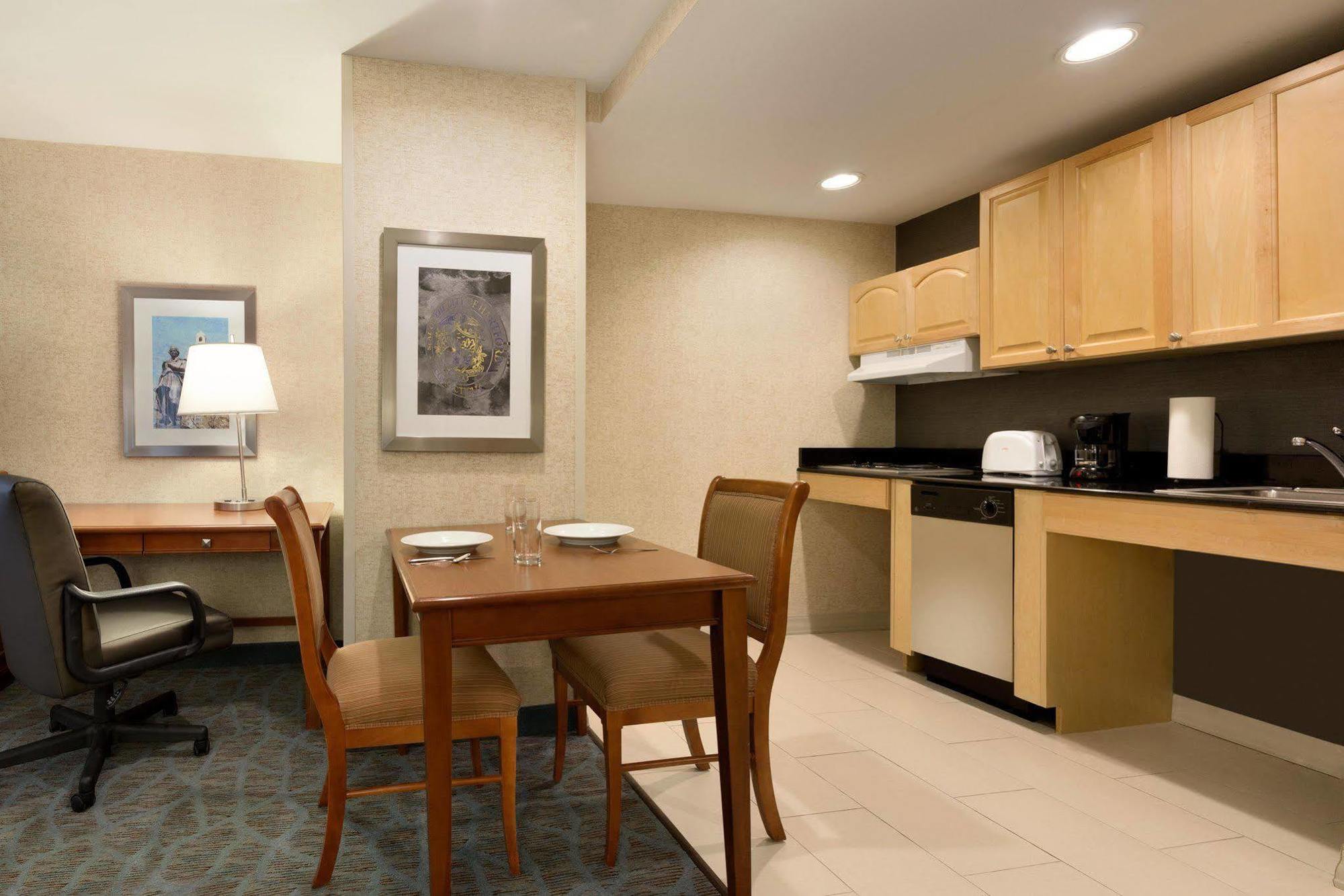Homewood Suites By Hilton Hartford Downtown ภายนอก รูปภาพ